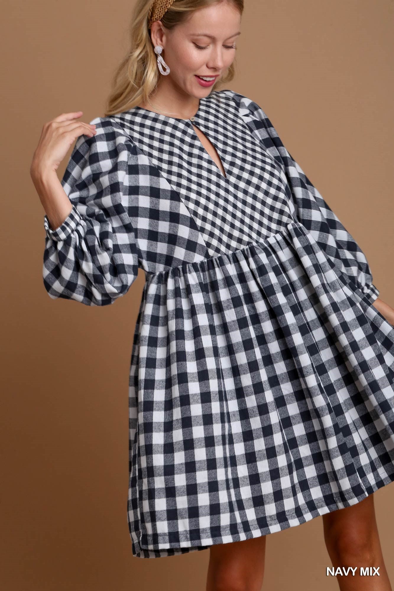 The Karissa dress in navy