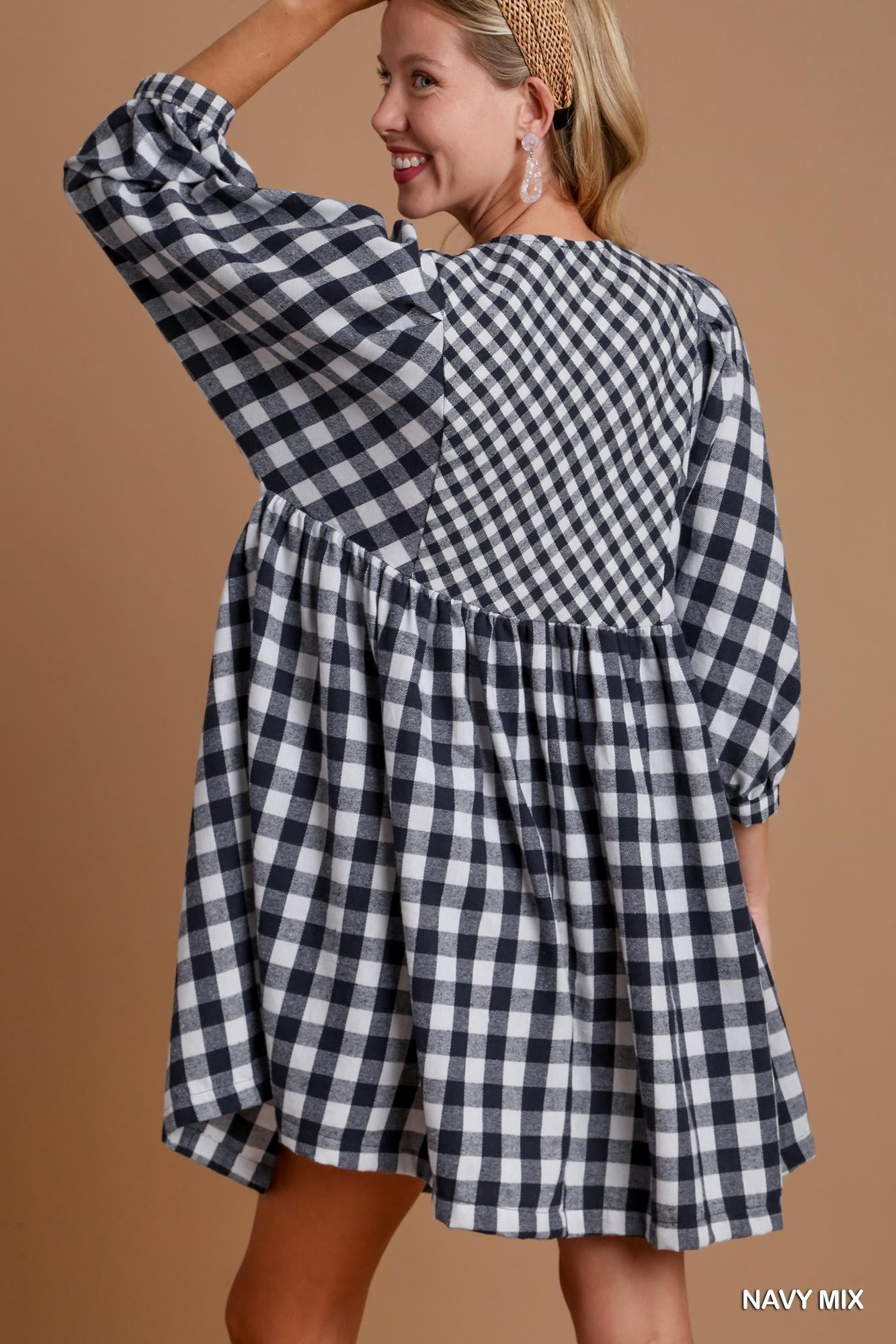 The Karissa dress in navy