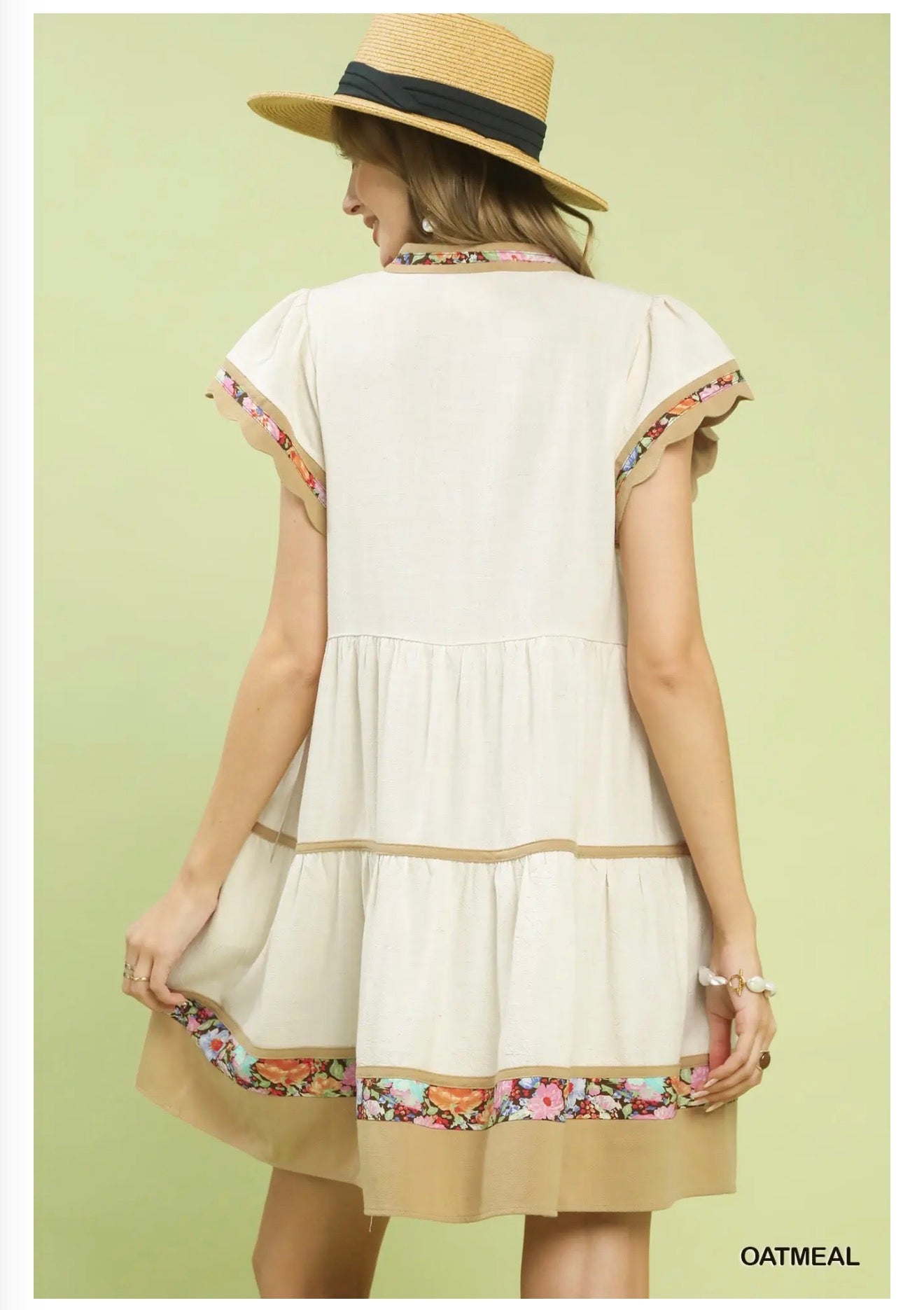 The Ashtyn dress in oatmeal