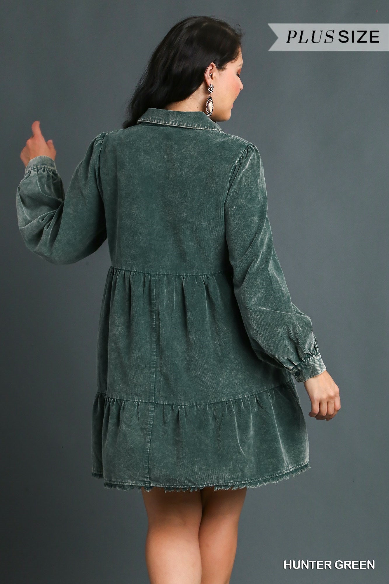 The Amanda dress in hunter green plus size